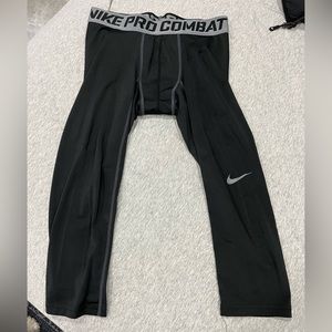 Nike Pro Combat Men’s 3/4 Tights Black Size M.